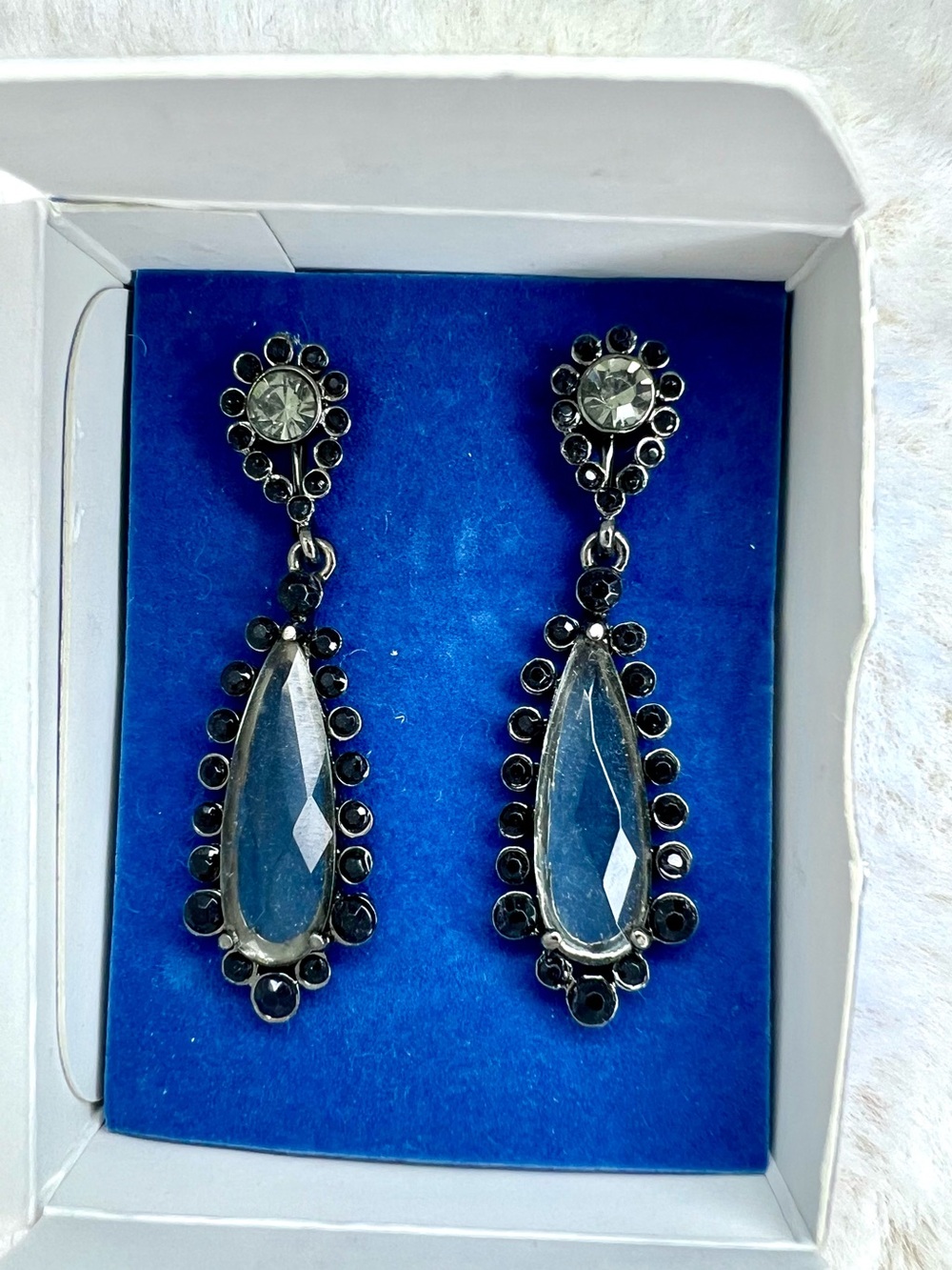 Vintage Avon Black Rhinestone Teardrop Clip On Earrings Statement Dangle